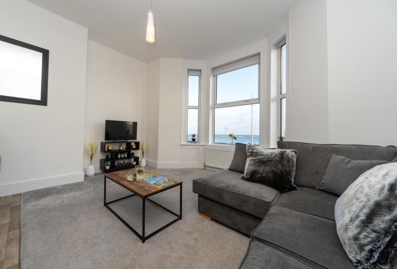 Sea Views Stunning 2 Bedroom Apartment # Lowestoft Exterior photo